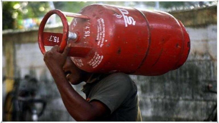 LPG New Rule July 2023: Many big changes in July LPG and credit cards will directly impact your pocket.. LPG New Rule July 2023: Many big changes in July LPG and credit cards will directly impact your pocket..