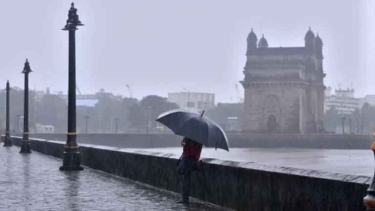 Maharashtra Weather Update: IMD predicts rainfall in these cities from March 4-6 Mumbai Monsoon Update: Monsoon active again in the state, orange alert for Mumbai and Thane, see Met department forecast