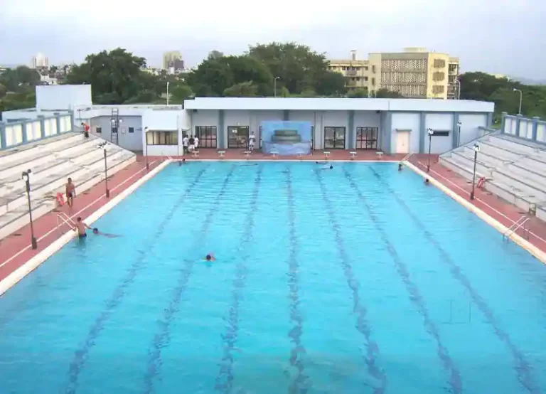 Malad-And-Dahisar-Swimming-Pools-Will-Be-Open-Till-Next-September