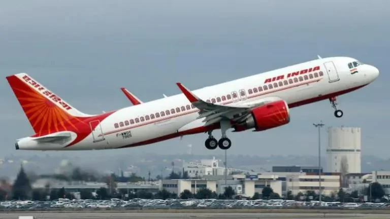Air India: Air India official slapped, abused by co-passenger on Sydney-New Delhi flight Air India: Air India official slapped, abused by co-passenger on Sydney-New Delhi flight