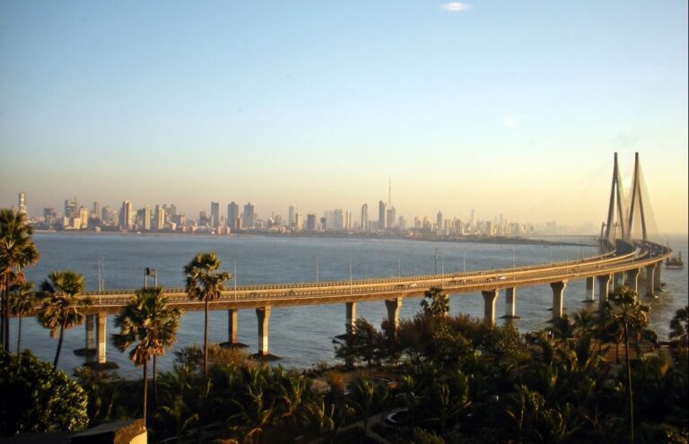 નાયબ મુખ્યમંત્રી દેવેન્દ્ર ફડણવીસની માંગ- બાંદ્રા-વર્સોવા સી-લિંકનું નામ આ મહાપુરુષોના નામ પર રાખવામાં આવે..