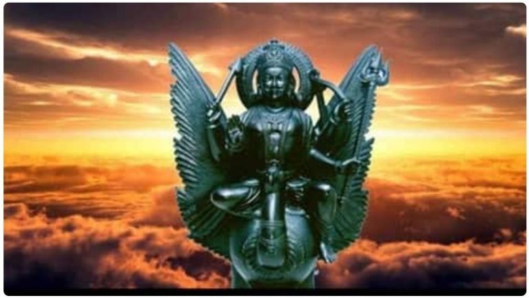 શનિ જયંતિ પર બની રહ્યા છે અનેક ખાસ સંયોગો, આ એક કામ કરવાથી મળશે શનિદેવની કૃપા શનિ જયંતિ પર બની રહ્યા છે અનેક ખાસ સંયોગો, આ એક કામ કરવાથી મળશે શનિદેવની કૃપા