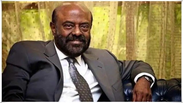 Shiv-Nadar-EdelGive-Hurun-India-Philanthropy-List-donate53