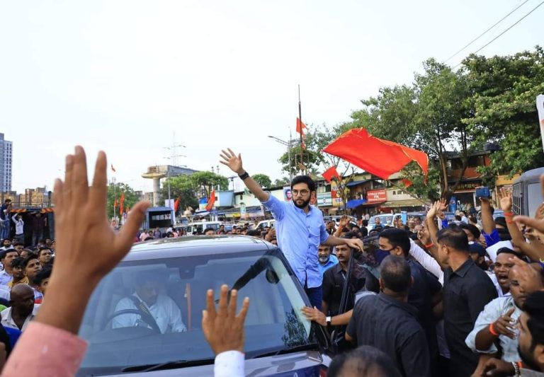 ShivSena-leader-Aditya-Thackeray-stops-his-speech-during-Azan-at-Chandivali_11zon-1