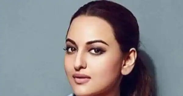 Sonakshi-Sinha-non-baileble-warrant-issued-in-fraud-case