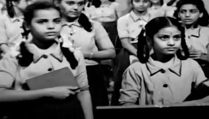 These-two-little-girls-once-ruled-bollywood-among-highest-paid-actresses
