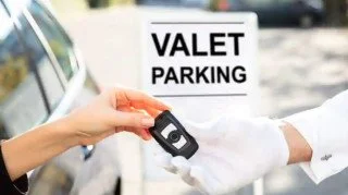 Valet-parking-facility-available-at-Dadar