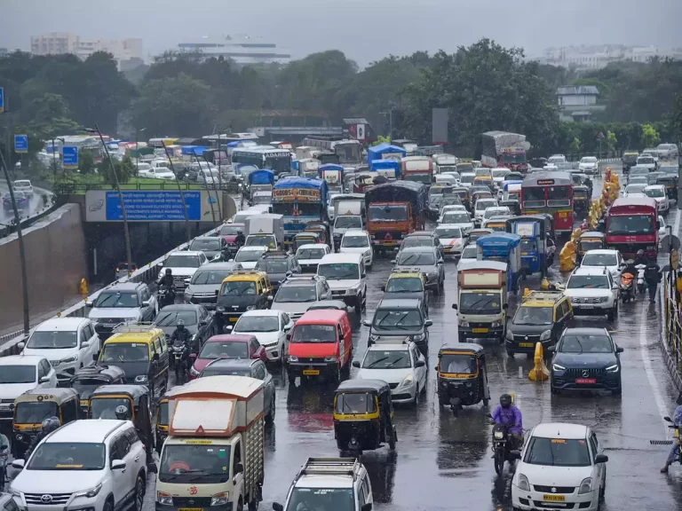 . India to offer on-the-spot insurance to cover rising number of uninsured vehicles