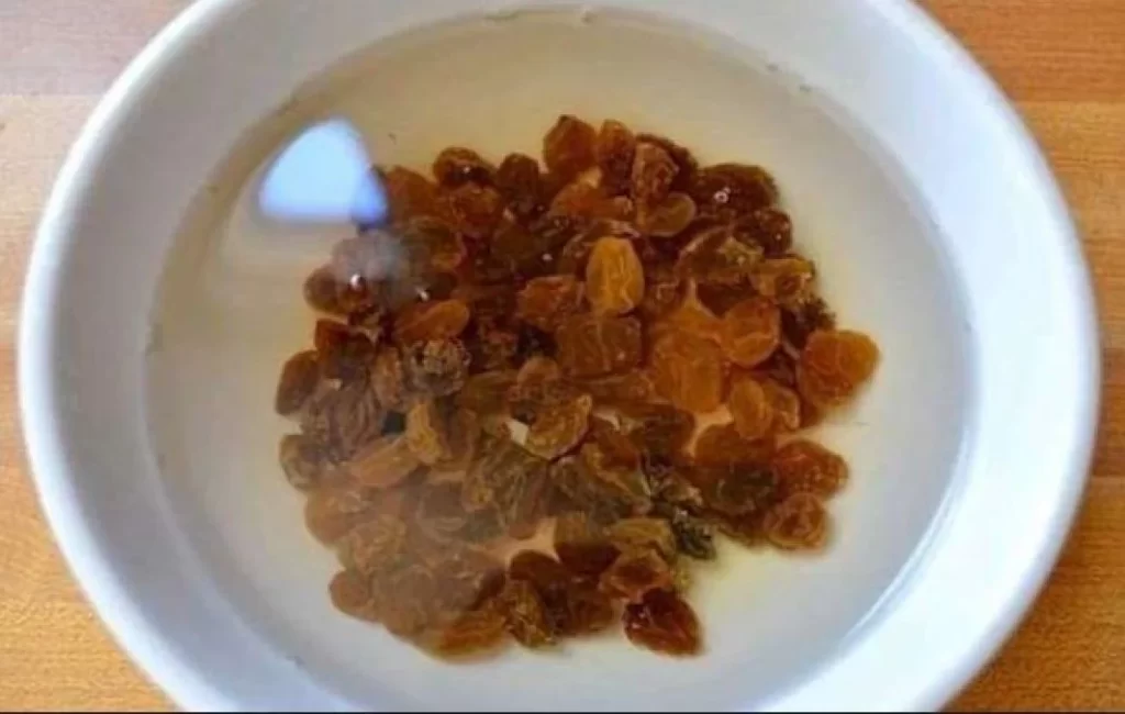This Raisin water is perfect for Glowing Skin