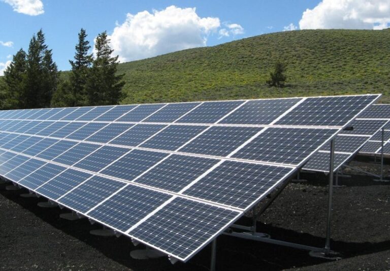 Solar Power Plant: Coal Ministry CPSEs to achieve 7,231MW renewable energy capacity by 2027