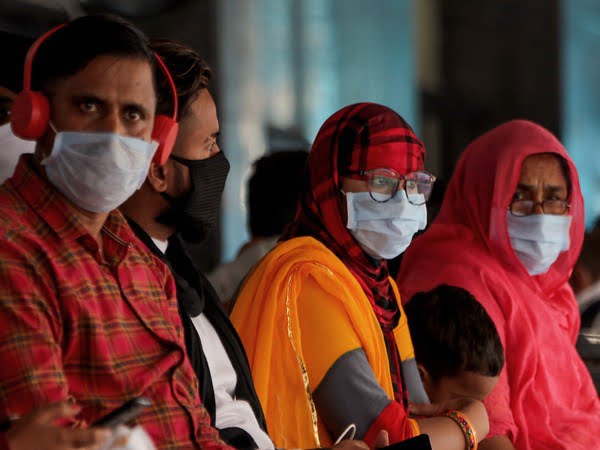 use of masks increased in mumbai despite no compulsion from municipality use of masks increased in mumbai despite no compulsion from municipality