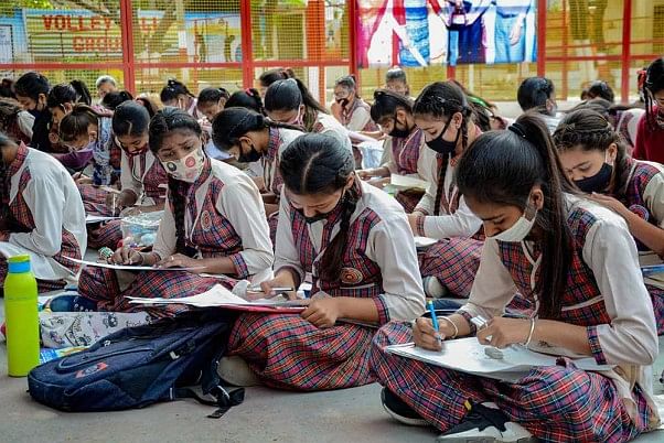 મહારાષ્ટ્ર સરકારનો મોટો નિર્ણય, જે ગામમાં કોરોનાનો ચેપ ફેલાયો નથી, ત્યાં આ ધોરણ સુધી શાળા ખૂલશે; જાણો વિગત