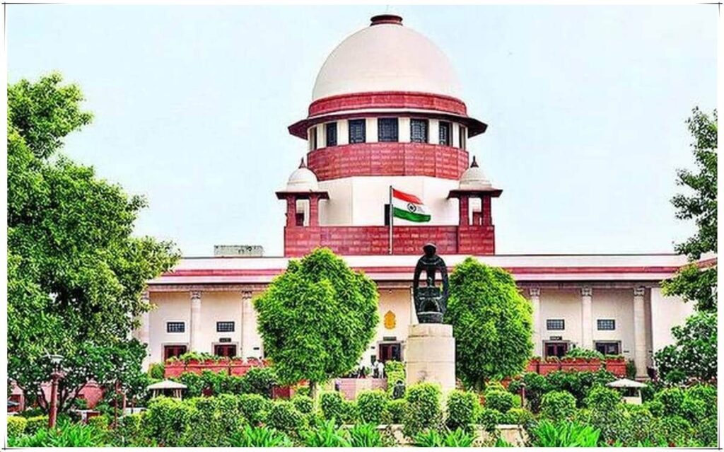 SC reserves verdict on batch of pleas on Maharashtra political row