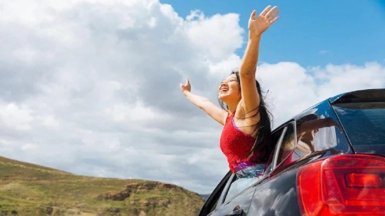 Preparing for a long drive So keep these 10 essential items in the car Preparing for a long drive So keep these 10 essential items in the car