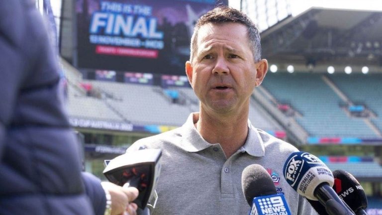 Ricky Ponting admitted to hospital after chest pain.