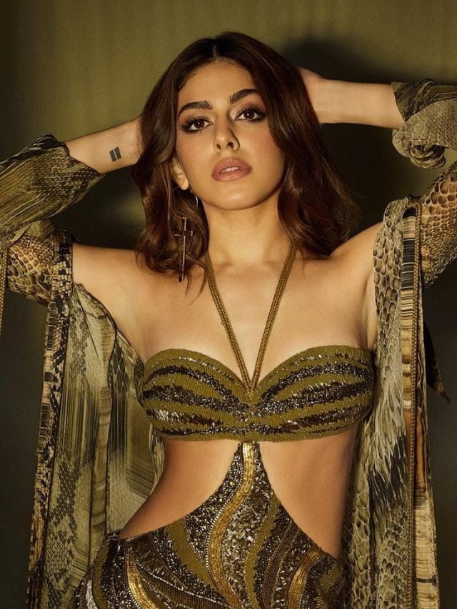 actress Alaya F is a glamor queen in real life.