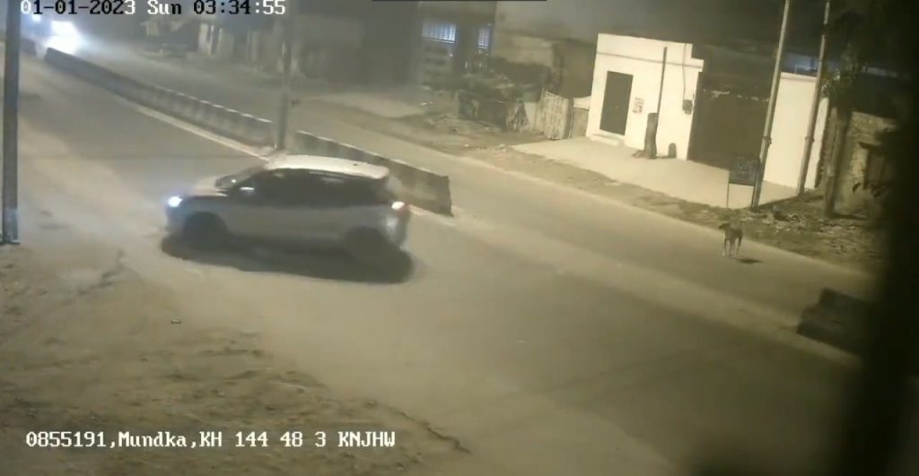 Kanjhawala accident: CCTV footage shows victim leaving with another girlmosquitoes.