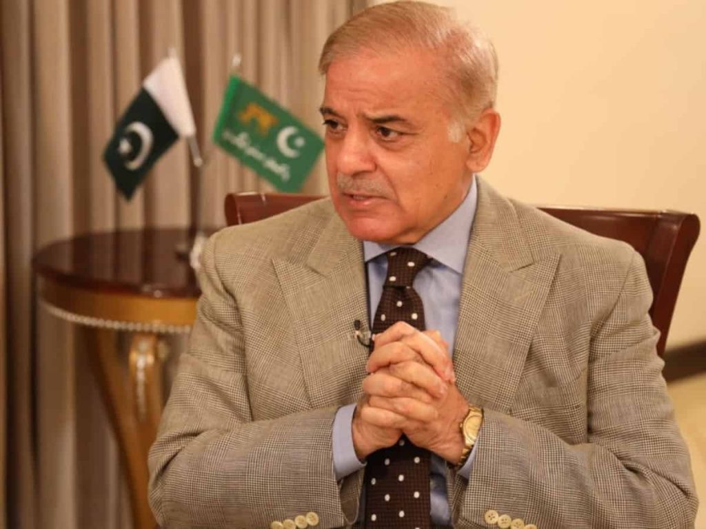 Cash-strapped Pakistan gets 8 billion dollar in financial support from Saudi Arabia