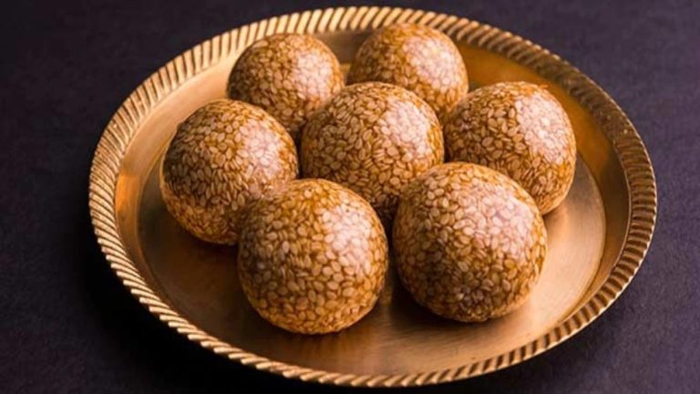 Know how to make Til Ladoo this makar sankranti