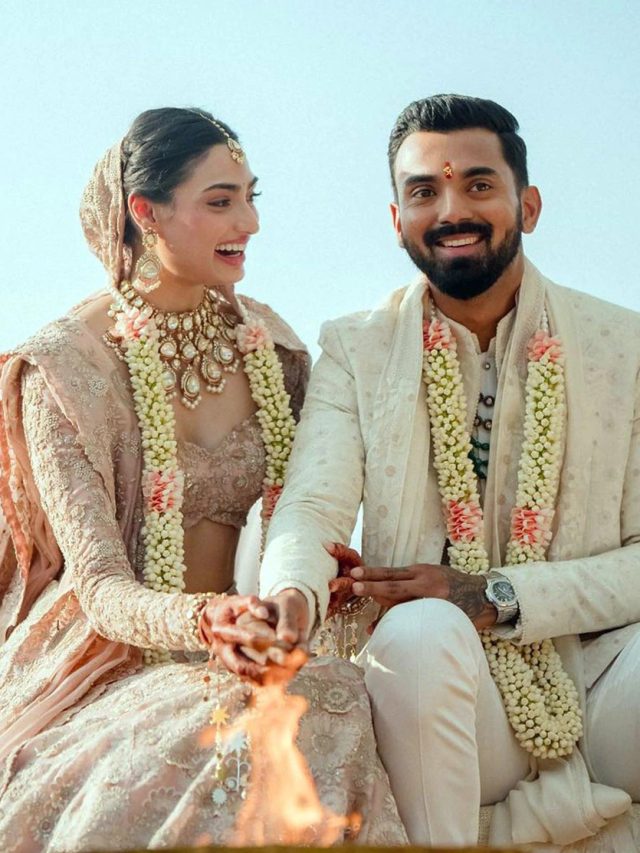 athiya_shetty_and_k_l_rahul_
