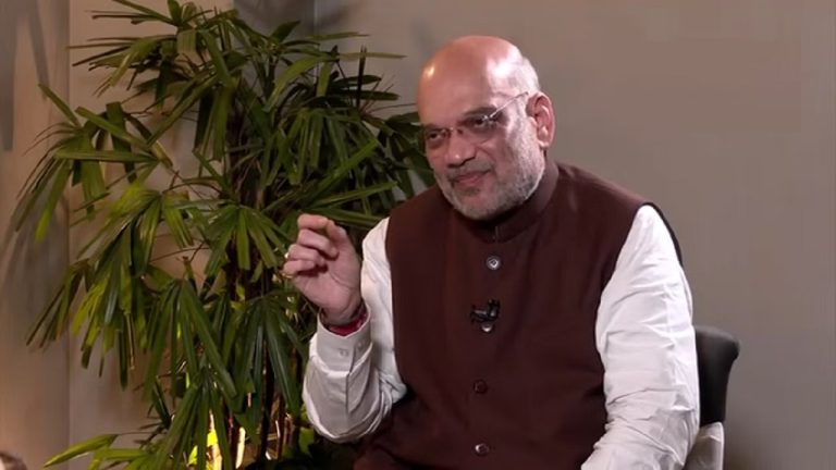 amit-shah-bns-bill-deceiving-women-into-sex-with-fake-identity-punishable-under-new-bill amit-shah-bns-bill-deceiving-women-into-sex-with-fake-identity-punishable-under-new-bill