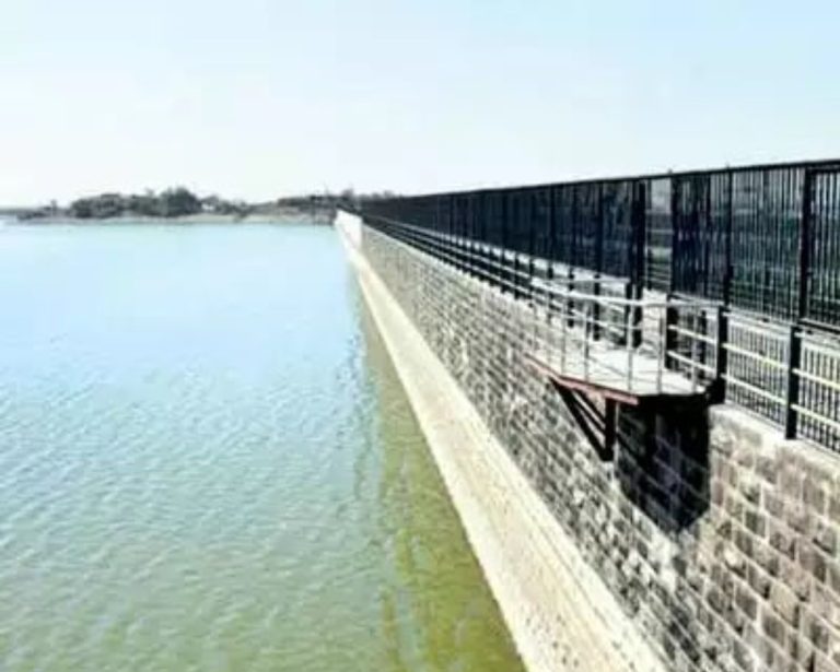 Rajkot Aji dam water level increased in winter season