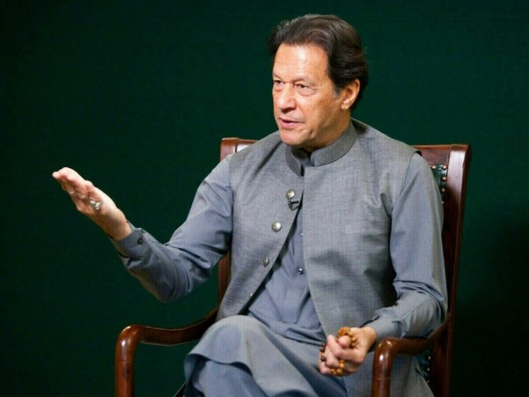 Islamabad court suspends non-bailable arrest warrant against Imran Khan in Toshakhana case Islamabad court suspends non-bailable arrest warrant against Imran Khan in Toshakhana case