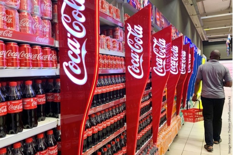 Campa Cola challenge: Coke blinks first, cuts 200 ml bottle prices by Rs 5 Campa Cola challenge: Coke blinks first, cuts 200 ml bottle prices by Rs 5