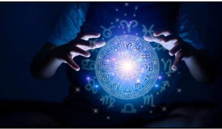 After 700 years these four zodiac signs will shine with the formation of Panch Raja Yoga