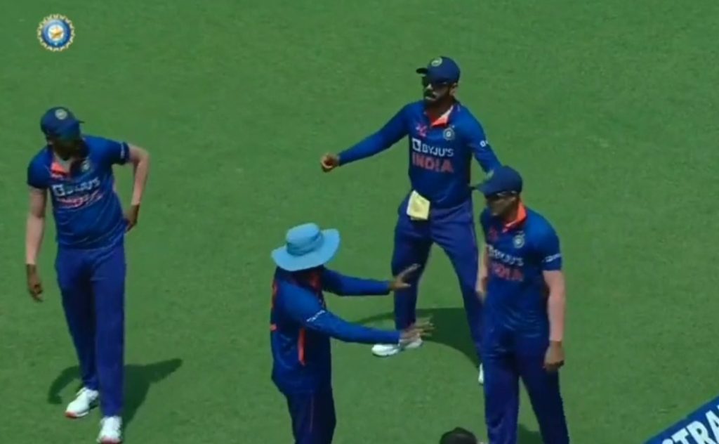 WATCH: Virat Kohli is on a dancing spree, now shakes his legs to Lungi Dance