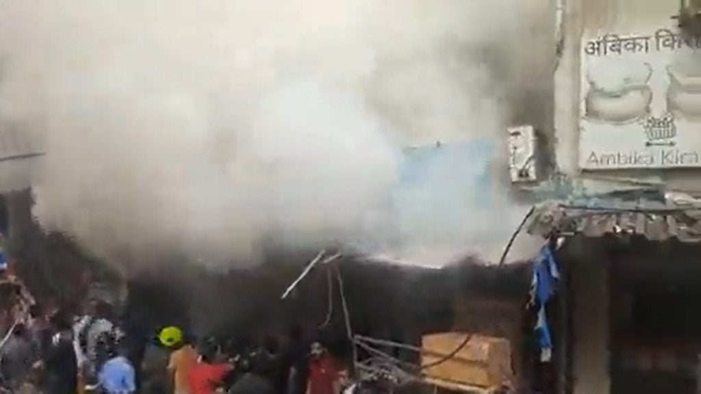 Thane: Man feared dead as major fire engulfs house