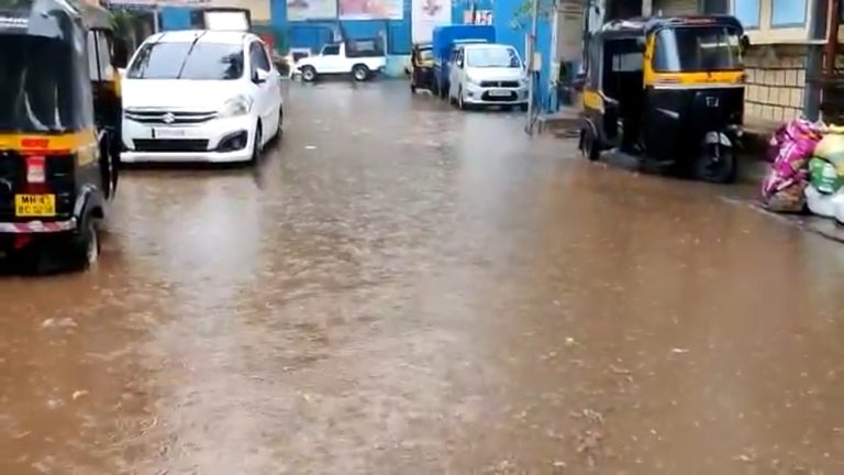 Unexpected rain lashes parts of Mumbai