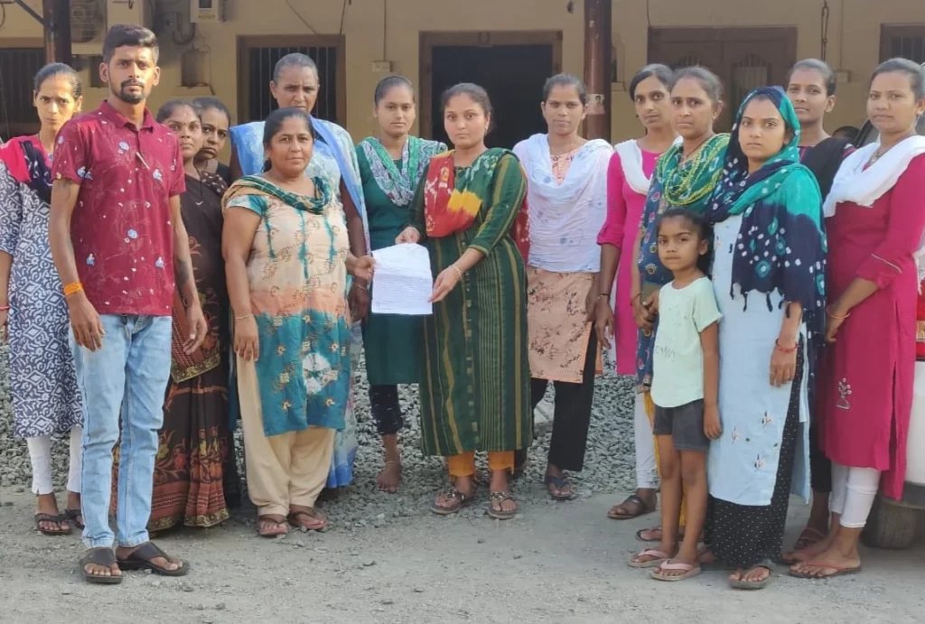 કામરેજના ઘલા ગામ વોર્ડ નંબર 9 માં પીવાના પાણીની સમસ્યાની સરપંચને રજૂઆત