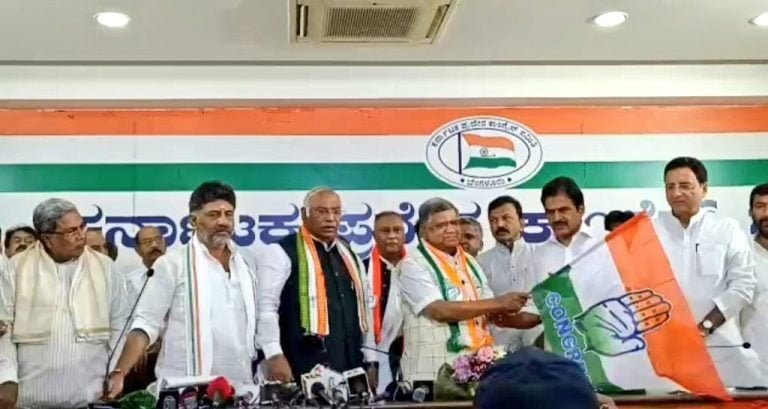 Karnataka: Ex-BJP leader Jagadish Shettar joins Congress ahead of elections