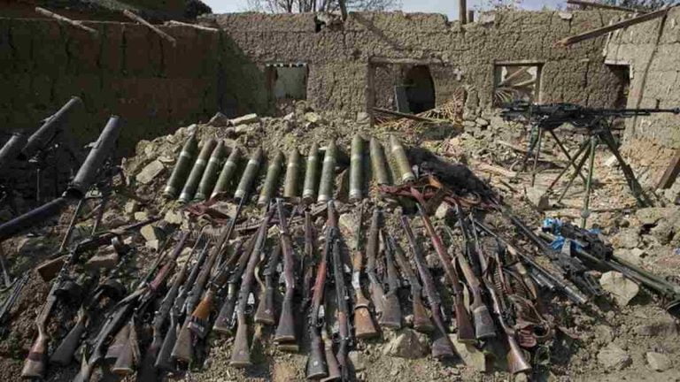 8 terrorists, 1 soldier  killed in Khyber 8 terrorists, 1 soldier killed in Khyber