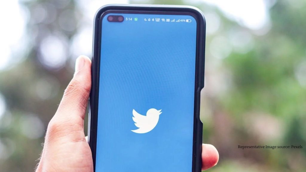 Twitter verified stops following verified accounts