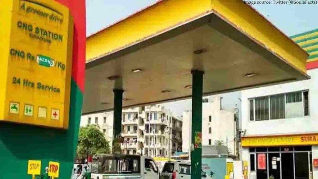CNG Cheaper : CNG's price drops by Rs 10/kg in Nagpu
