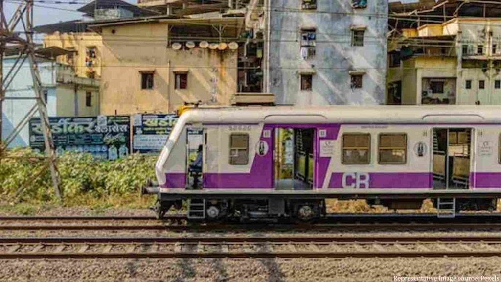 Mumbai : Railways to operate 'Mega block' on these routes on sunday