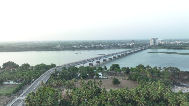 'બ્રિજ સિટી' સુરતમાં રૂ. 118.42 કરોડના ખર્ચે તૈયાર થયેલા વેડ-વરિયાવ બ્રિજનું લોકાર્પણ, 8 લાખની વસ્તીને આવાગમનમાં મળશે મોટી રાહત