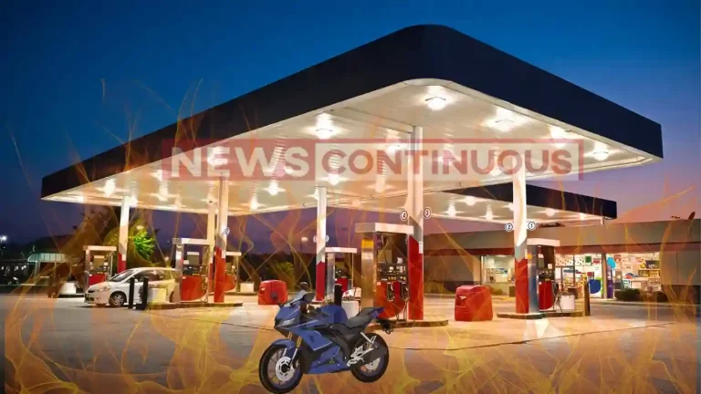 3 men set bike on fire at Bhopal petrol pump Watch