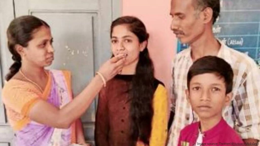 Tamil Nadu daily wager’s daughter scores 600/600 in Class 12