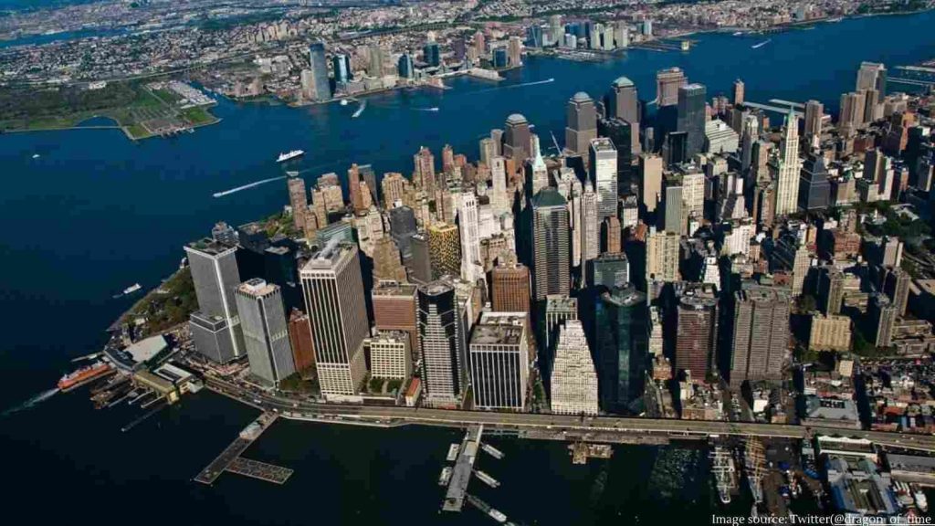 NewYork is sinking because of its waight