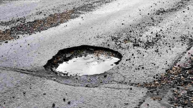 Within Two years Mumbai will be pothole free city Within Two years Mumbai will be pothole free city