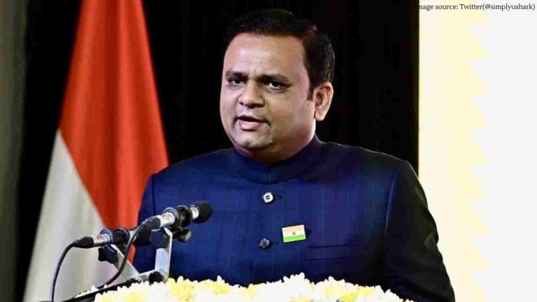 Political meetings started in Delhi over Sharad Pawar resignation Political meetings started in Delhi over Sharad Pawar resignation