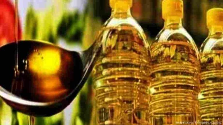 Mother Dairy slashes Dhara cooking oil prices by Rs 15-20 per litre Mother Dairy slashes Dhara cooking oil prices by Rs 15-20 per litre