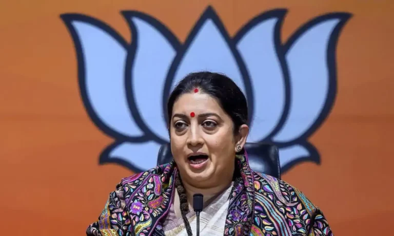 Congress admits it cannot defeat Narendra Modi alone’, Smriti Irani hits back at Rahul’s statement_11zon Congress admits it cannot defeat Narendra Modi alone', Smriti Irani hits back at Rahul's statement