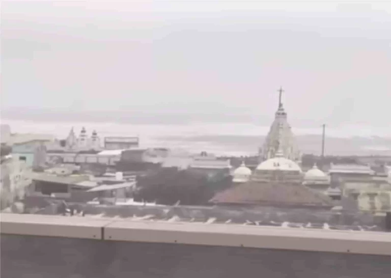 Biparjoy Cyclone : Dwarka is the worst affected area Biparjoy Cyclone : Dwarka is the worst affected area Biparjoy Cyclone : Dwarka is the worst affected area