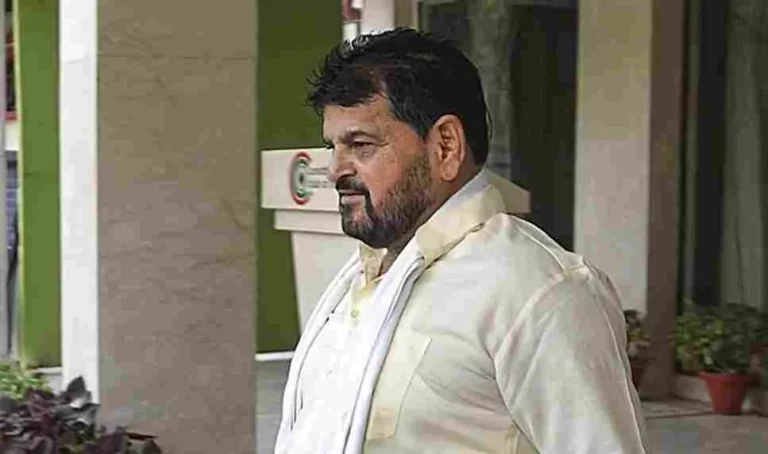 1000-page chargesheet filed in court, relief to Brij Bhushan and shock to wrestlers, POCSO case won’t go on 1000-page chargesheet filed in court, relief to Brij Bhushan and shock to wrestlers, POCSO case won't go on