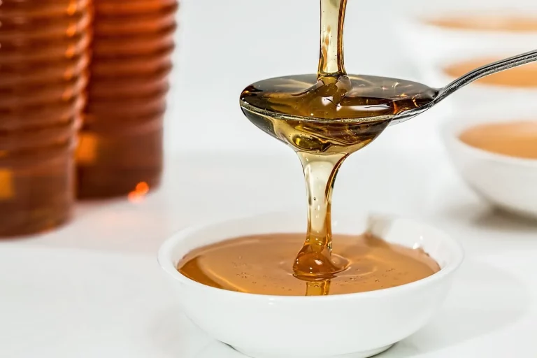Learn about these amazing benefits of consuming honey on an empty stomach every morning