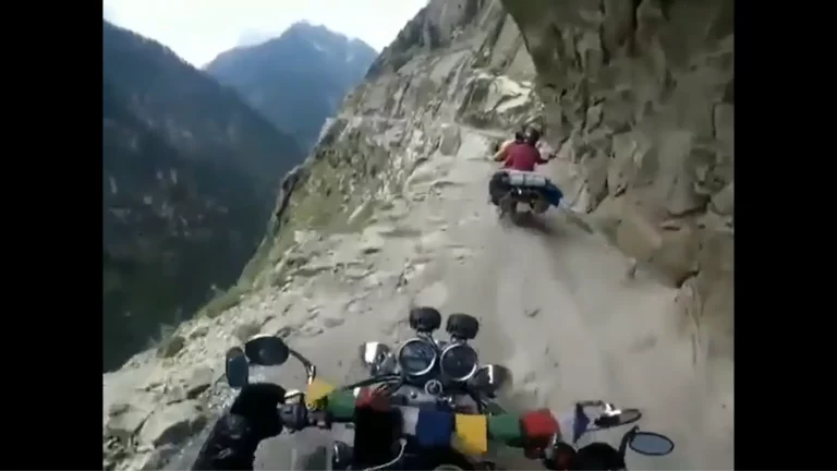 adventure trip : world most dangerous road in india killar to kishtwar